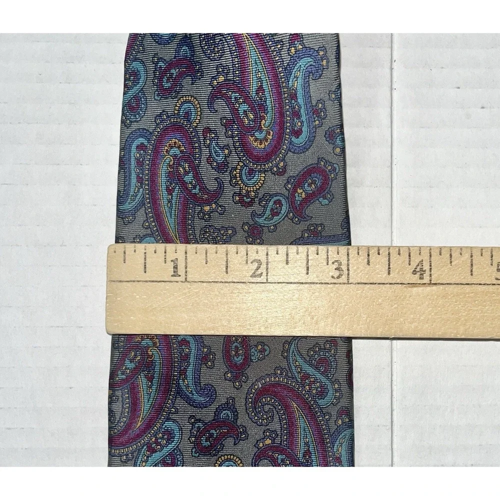 Vintage Carson Pirie‎ Scott Tie Men's OS Gray Paisley Easter Professional Office